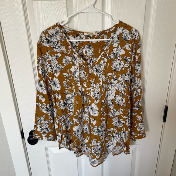 fun2fun | Peasant Blouse | Mustard Color with White Floral Pattern | Siz… - Picture 3 of 13